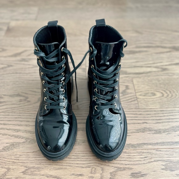 Gianvito Rossi Lace-up Ankle Boots - Picture 1 of 5